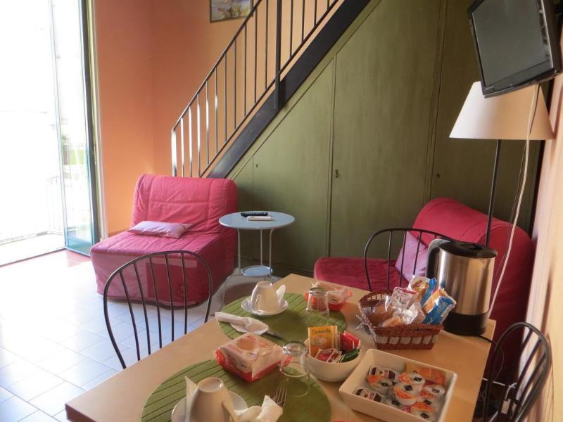 Al Mare In Bed & Breakfast